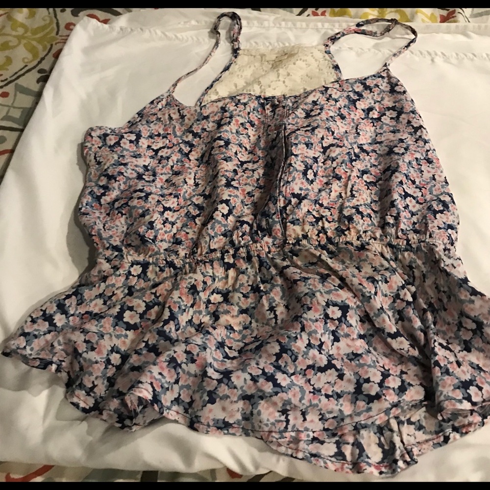 Sweet little floral top